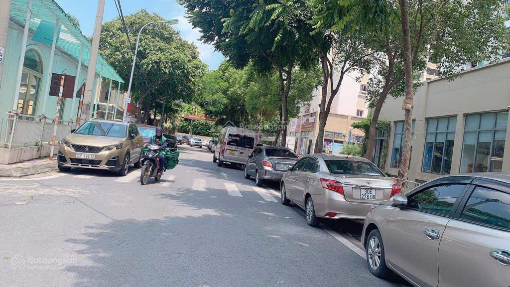 Bán đất phân lô quân đội ôtô ô tô tránh view sân bóng  ở phố lý sơn, diện tích 130m2, giá siêu rẻ
