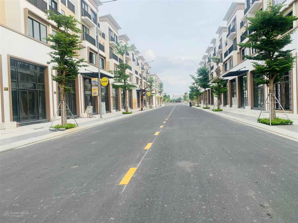 Chủ kẹt tiền ngân hàng cần bán gấp dãy lk.56. 1x đối diện khu ẩm thực cắt lỗ 5,5 tỷ bao thuế phí