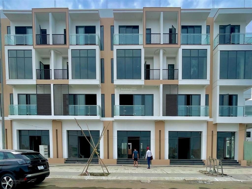 Chủ kẹt tiền ngân hàng cần bán gấp dãy lk.56. 1x đối diện khu ẩm thực cắt lỗ 5,5 tỷ bao thuế phí