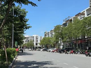 Chủ kẹt tiền cần bán lại shophouse vịnh đảo 2 mặt tiền trục chính 30m