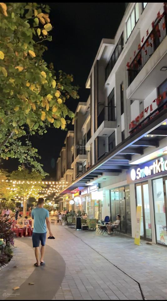 Chủ kẹt tiền cần bán lại shophouse vịnh đảo 2 mặt tiền trục chính 30m