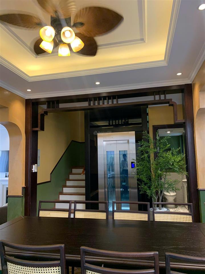 Cho thuê biệt thự đẹp tại vinhomes ocean park gia lâm, 150m2, có 4 phòng ngủ