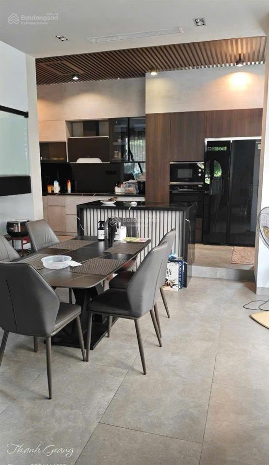 Cho thuê biệt thự 150m2, giá chỉ 20 triệu/th tại vinhomes ocean park gia lâm hà nội