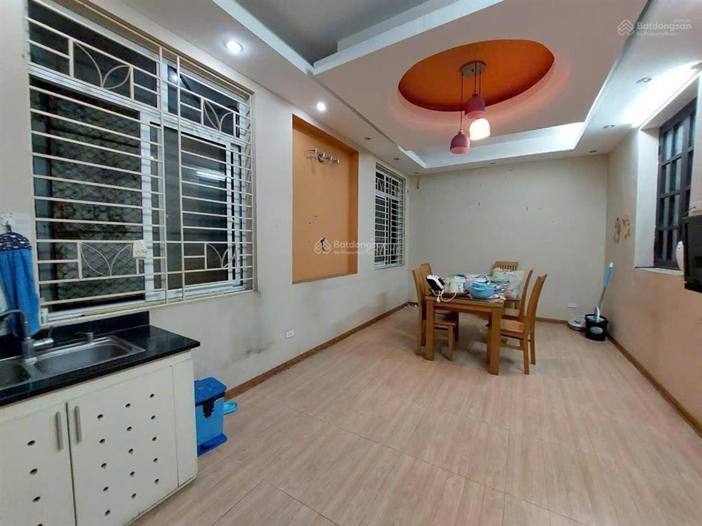 Cho thuê bt đẹp 35 triệu, 450m2 ở hoàng quốc việt, nghĩa tân, cầu giấy, hà nội
