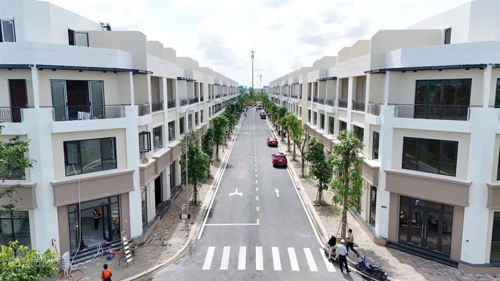 Căn rẻ nhà phố vinhome green city 3ty4 còn xót lại, tặng xe vf3 và 5 chỉ vàng. vốn 550 triệu sở hữu