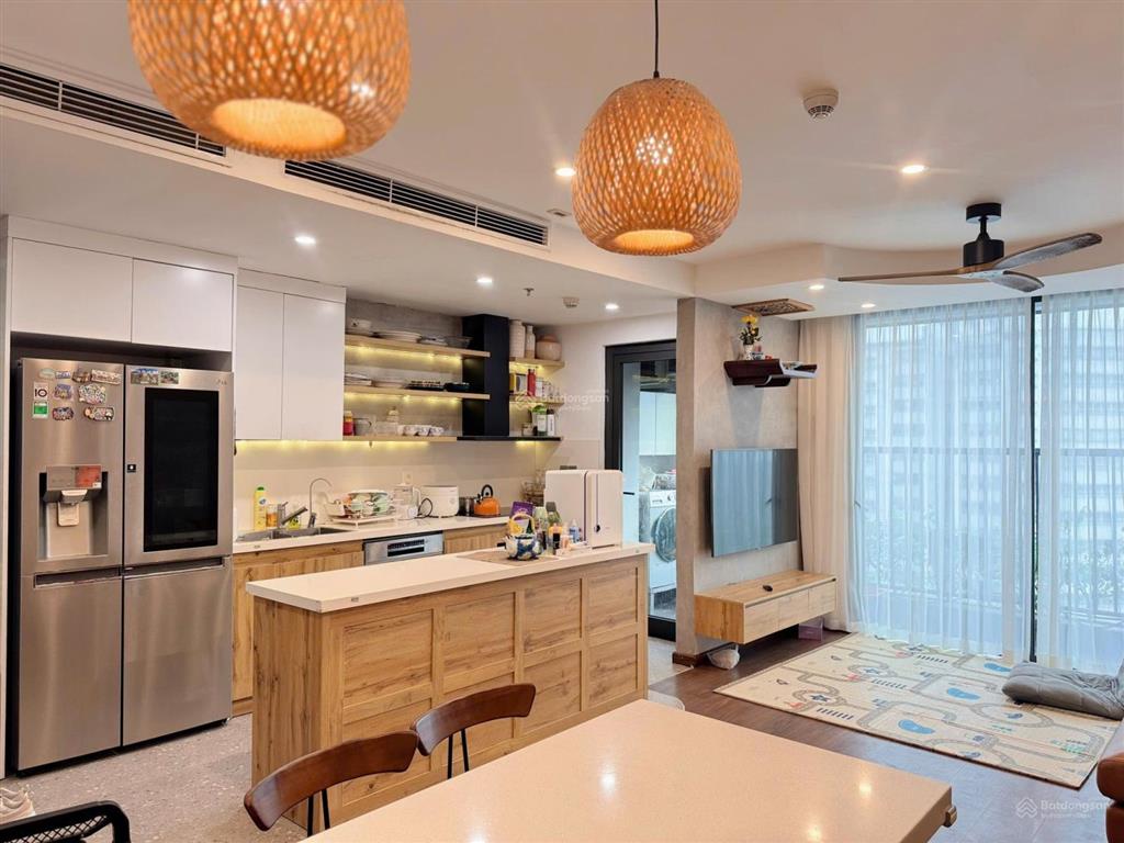 Bán căn hộ cc tại 6th element, 9,4 tỷ, 83m2, 2pn + 2wc + đầy đủ nội thất, uy tín