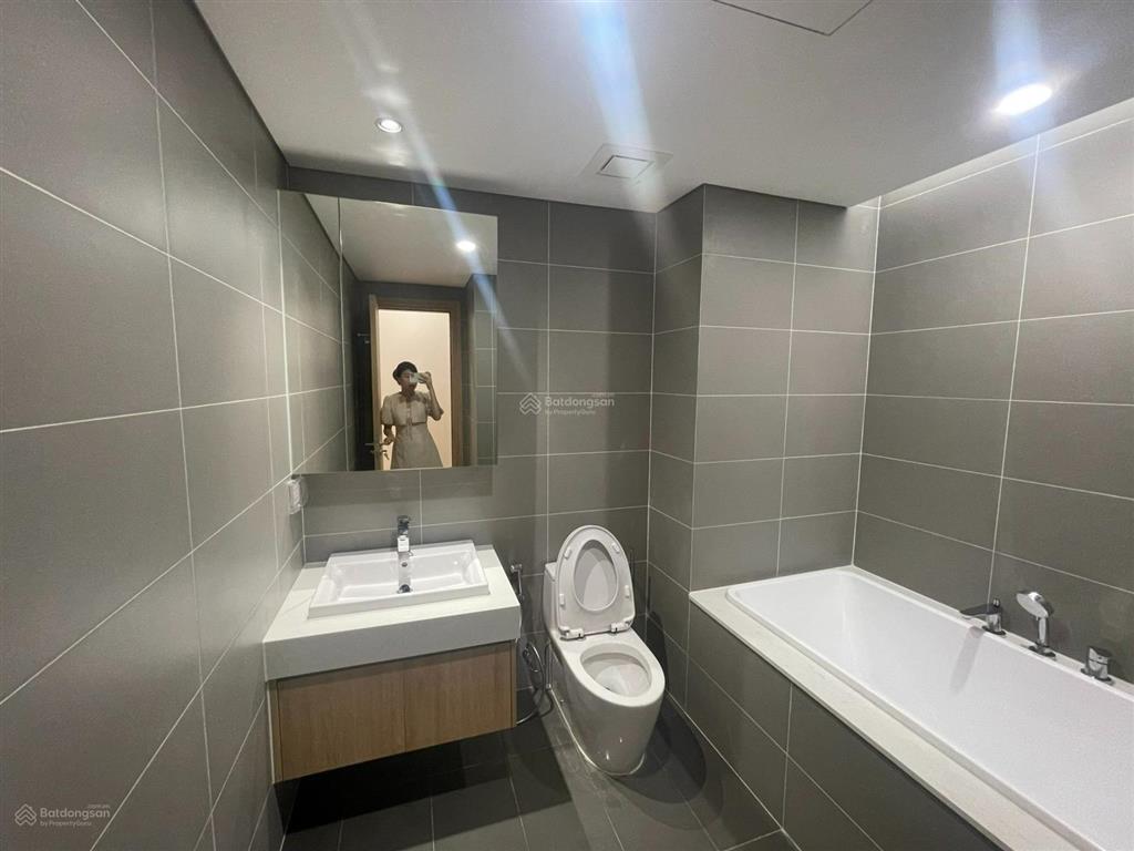 Cho thuê gấp căn hộ 3pn, 2wc, 99m2 tại sunshine riverside, 16 triệu vnd