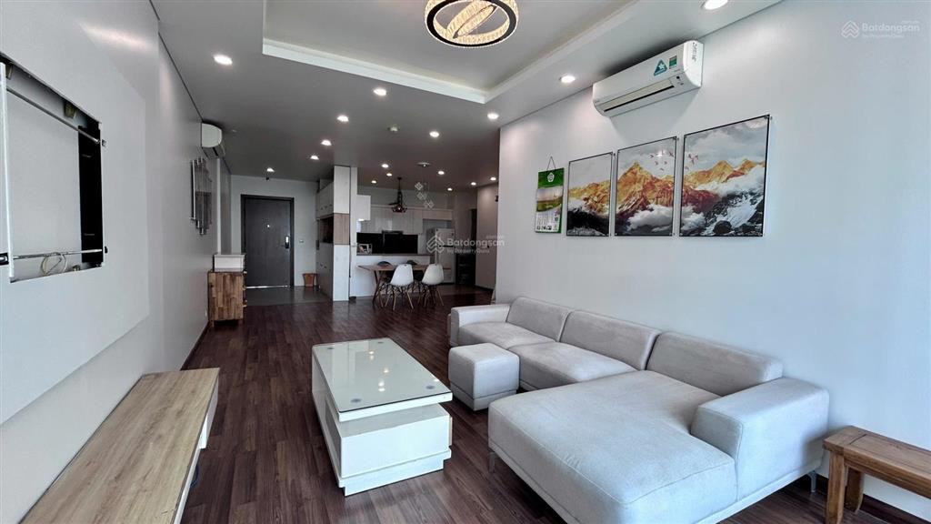 Cho thuê căn hộ 3pn, 2wc, đầy đủ nội thất đẹp, 121m2 tại n03t2 ngoại giao đoàn, hà nội