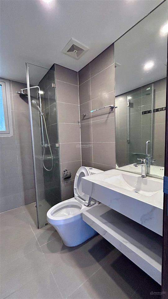 Cho thuê căn hộ 3pn, 2wc, đầy đủ nội thất đẹp, 121m2 tại n03t2 ngoại giao đoàn, hà nội