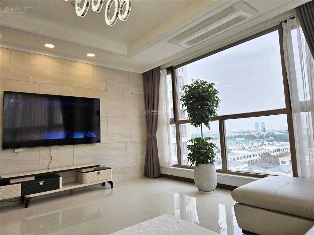 Cho thuê cc 2pn, 2wc tại kđt tây hồ tây  starlake hà nội