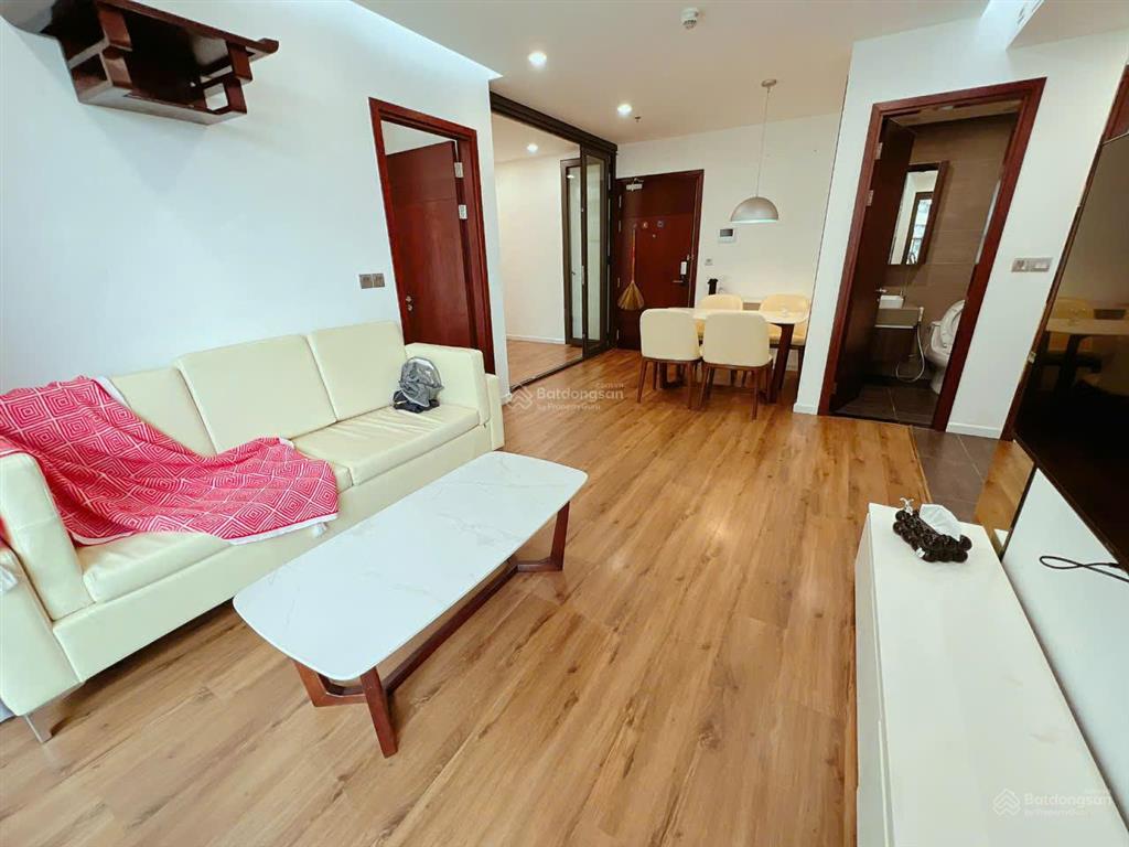 Cho thuê gấp cc 6th element, 13 triệu vnd, 64m2, 2pn, 1wc, full nội thất tại xuân la, tây hồ