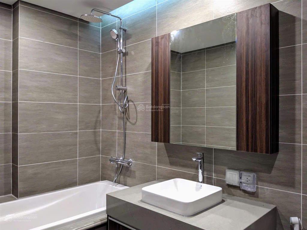 Cho thuê chung cư 2pn, 2wc 83m2 tại 6th element, tây hồ, hà nội