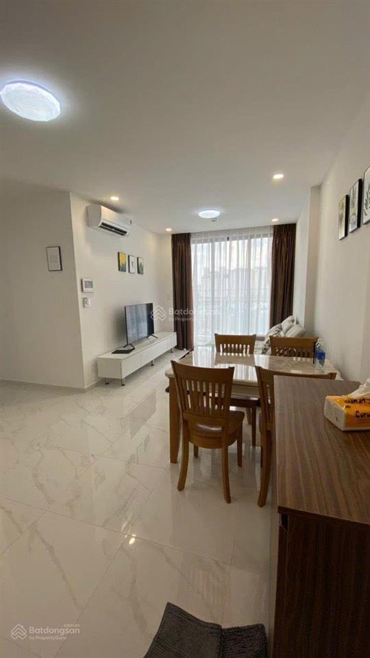 * giá ngộp chỉ trong tháng 5  2pn2wc chỉ 5tỷ950  sắn sổ  precia quận 2
