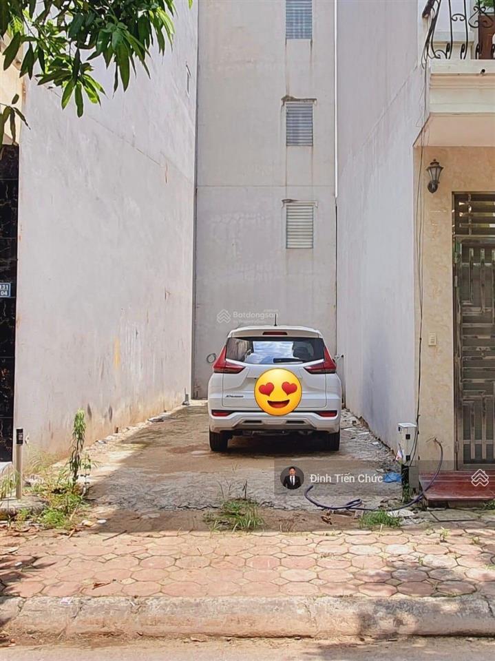 Bán gấp đất đấu giá ngõ cổng đa sỹ 50m2 phân lô vỉa hè ôtô tránh sát công viên hơn 100 ha giá tốt