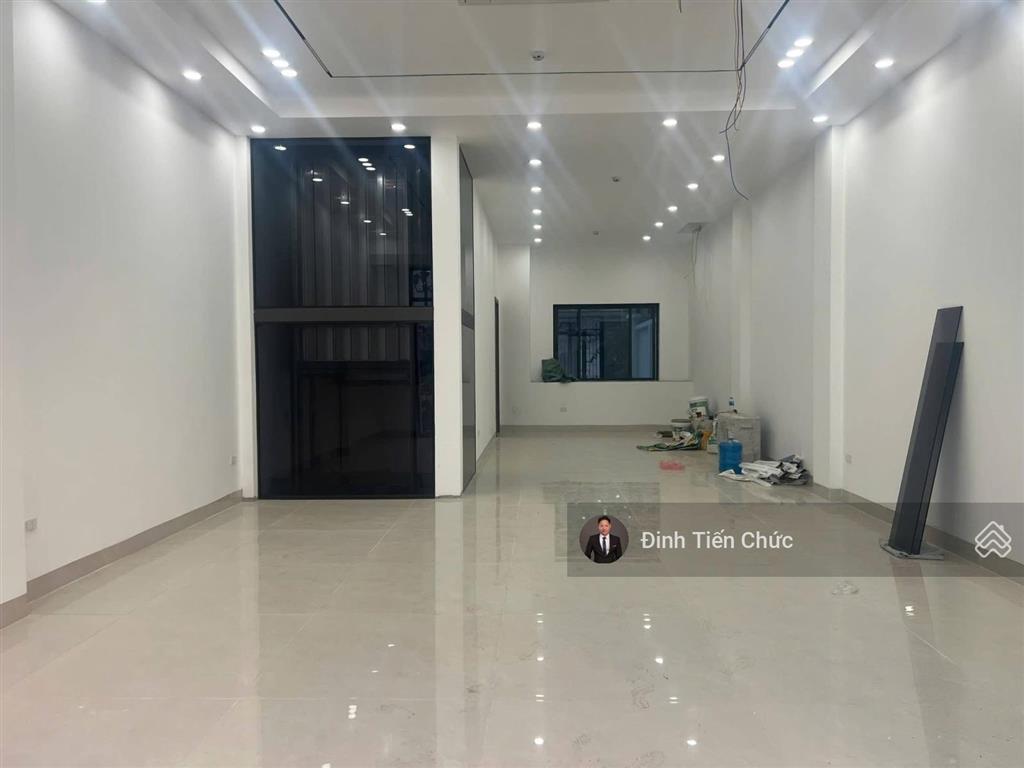 Chính chủ gửi bán shophouse luxury kiến hưng 130m 7 tầng thang máy, trục chính cenco5 giá tốt