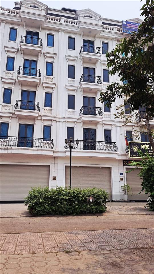 Chính chủ gửi bán shophouse luxury kiến hưng 130m 7 tầng thang máy, trục chính cenco5 giá tốt