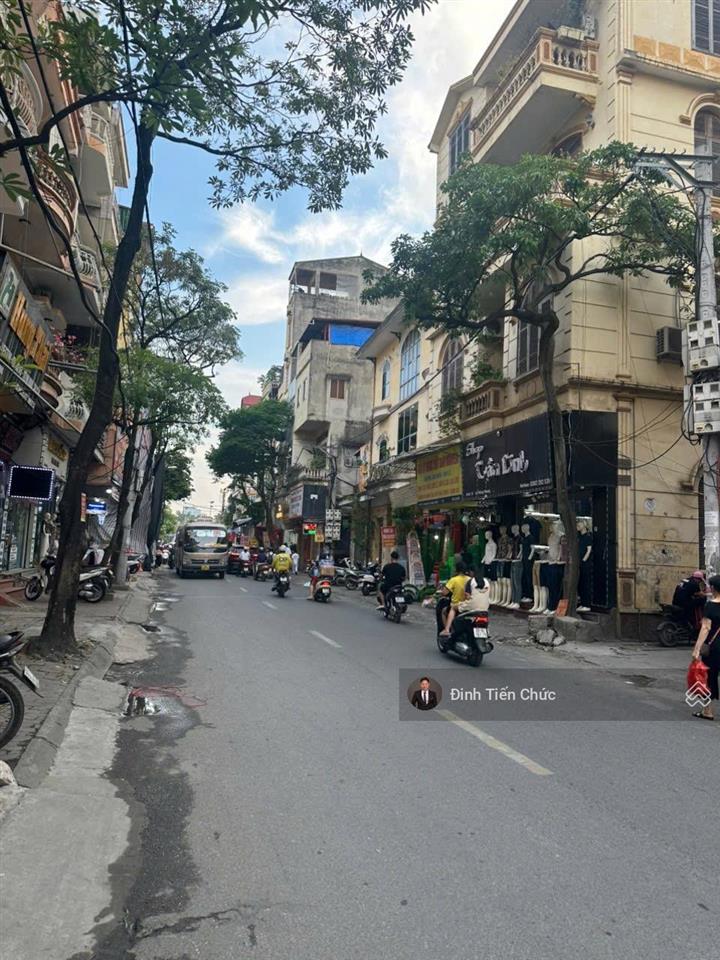 Bán nhà mặt phố tại lê hồng phong, lô góc giá thỏa thuận, 55m2, hàng hiếm tại hà đông!