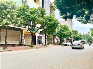 Chính chủ cần bán gấp nhà 4.5t khu đấu giá mậu lương kiến hưng 60m2 phân lô, ô tô tránh, giá đầu tư