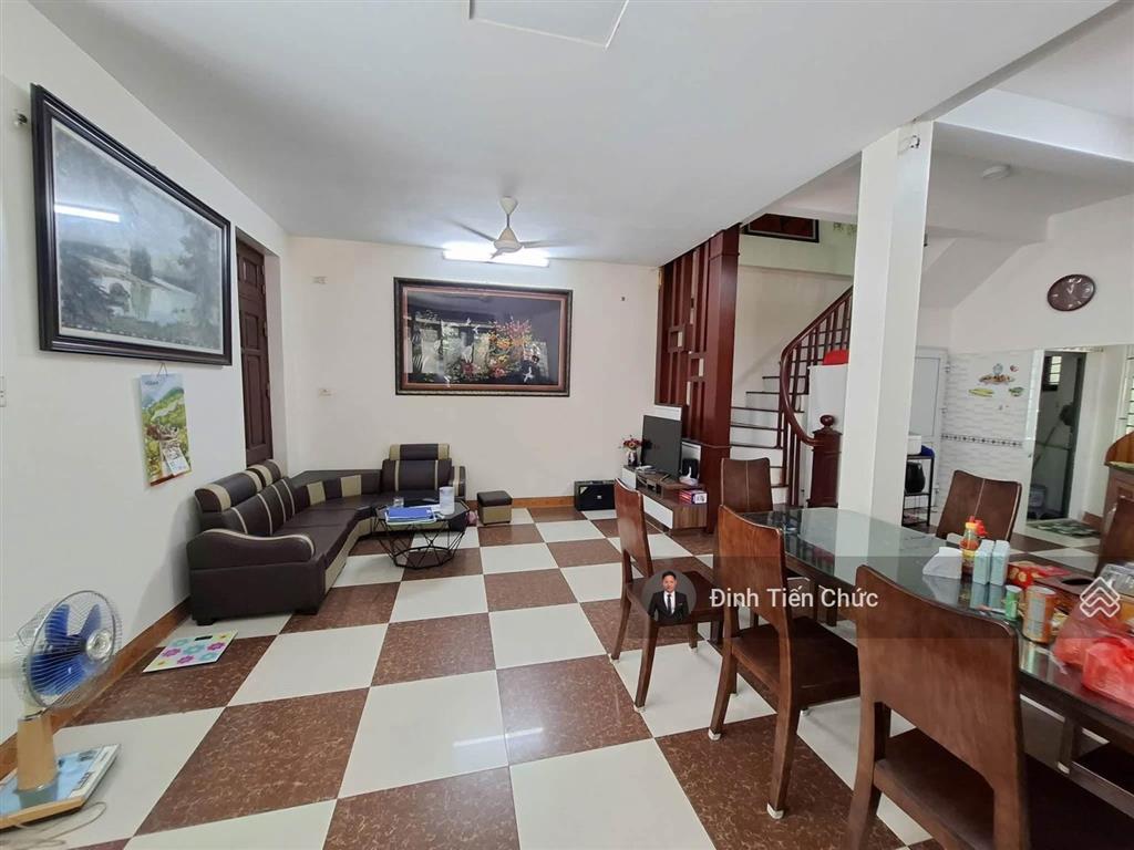 Bán gấp nhà dịch vụ xa la hà đông lô góc 52m/70m 4.5 tầng kinh doanh, vỉa hè giá tốt