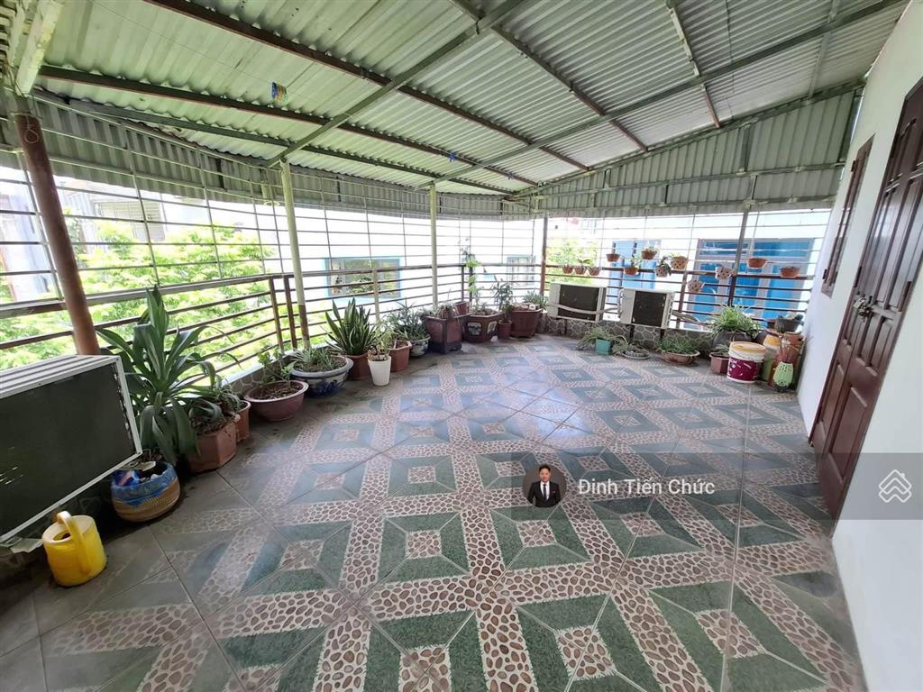 Bán gấp nhà dịch vụ xa la hà đông lô góc 52m/70m 4.5 tầng kinh doanh, vỉa hè giá tốt