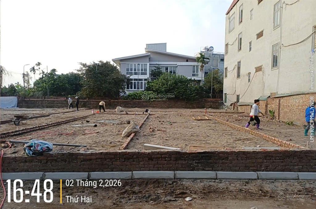 Bán đất ngọc thụy bồ đề dt 125 m2 mặt tiền 5 9m đường 8 m .  mr huy 0961 833 ***