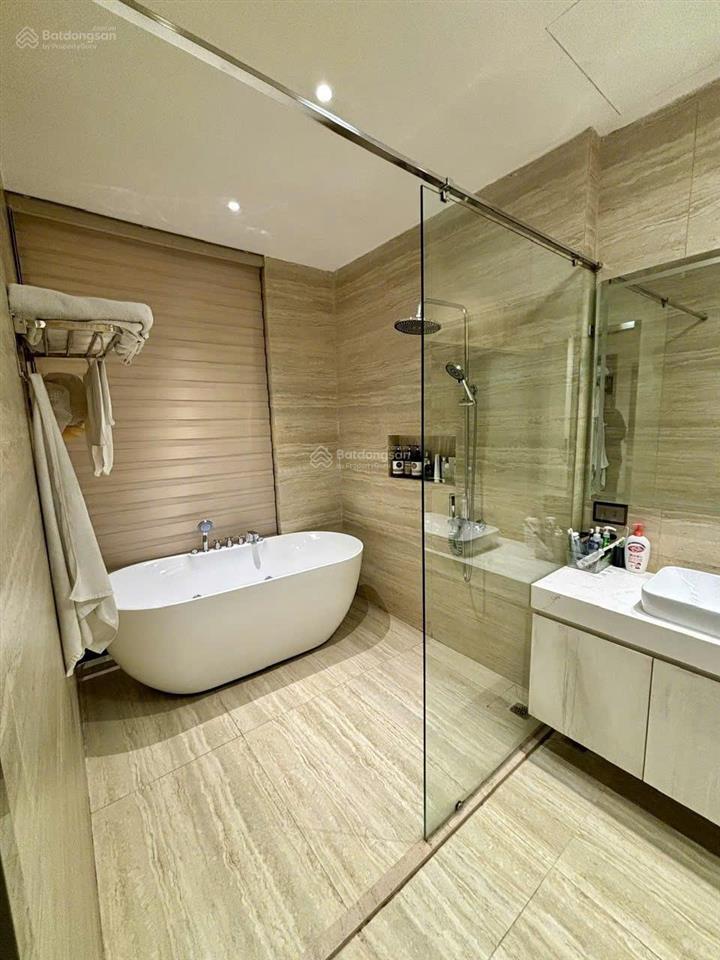 Bán lk 5 tầng khu đô thị việt hưng long biên view vườn hoa dt đất 120 m2 mặt tiền 6m full nội thất