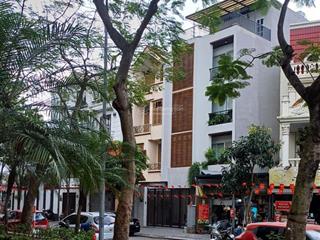 Bán lk 5 tầng khu đô thị việt hưng long biên view vườn hoa dt đất 120 m2 mặt tiền 6m full nội thất