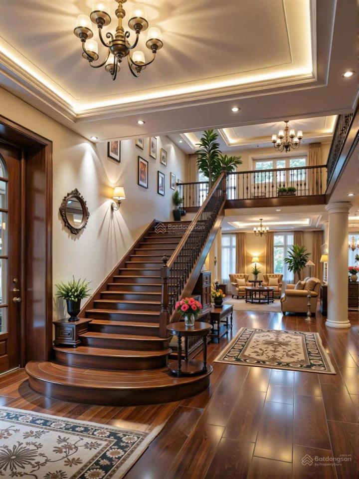 Bán biệt thự đơn lập góc khu đô thị việt hưng dt 250 m2 hoàn thiện đẹp full nội thất (như ảnh)