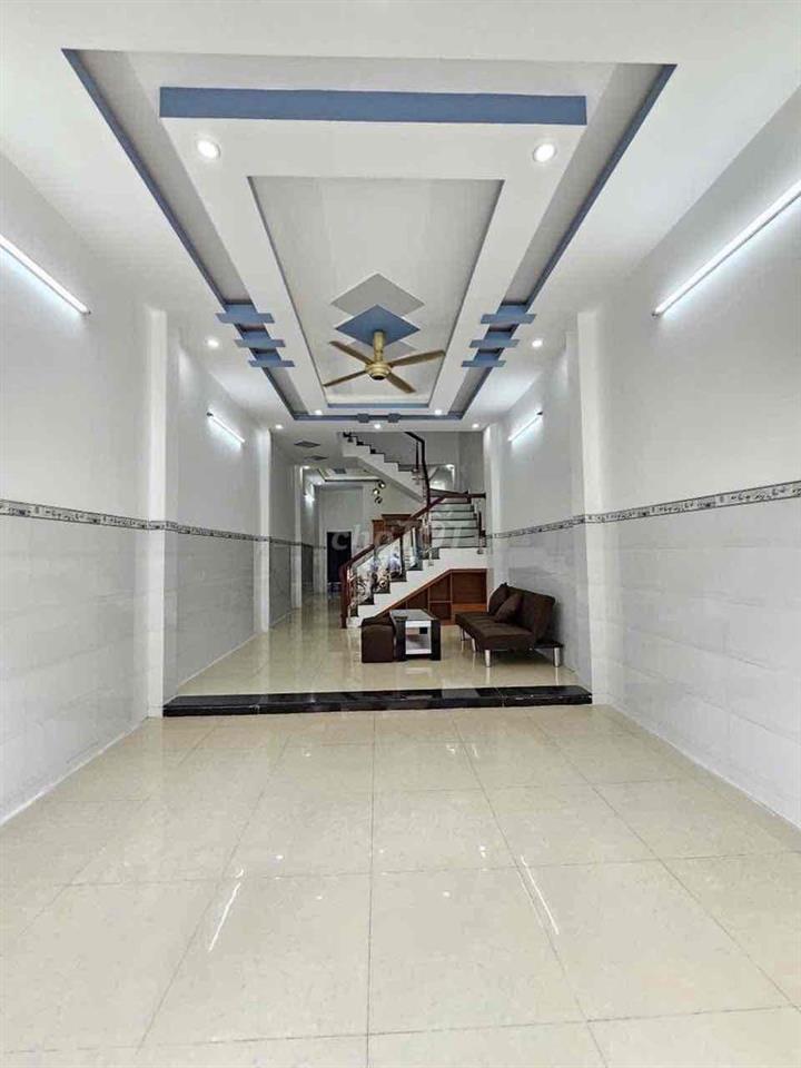 nhà 2 lầu 1 trệt Bình Chuẩn,Thuận An,Bình Dương.đường 7m vỉa hè