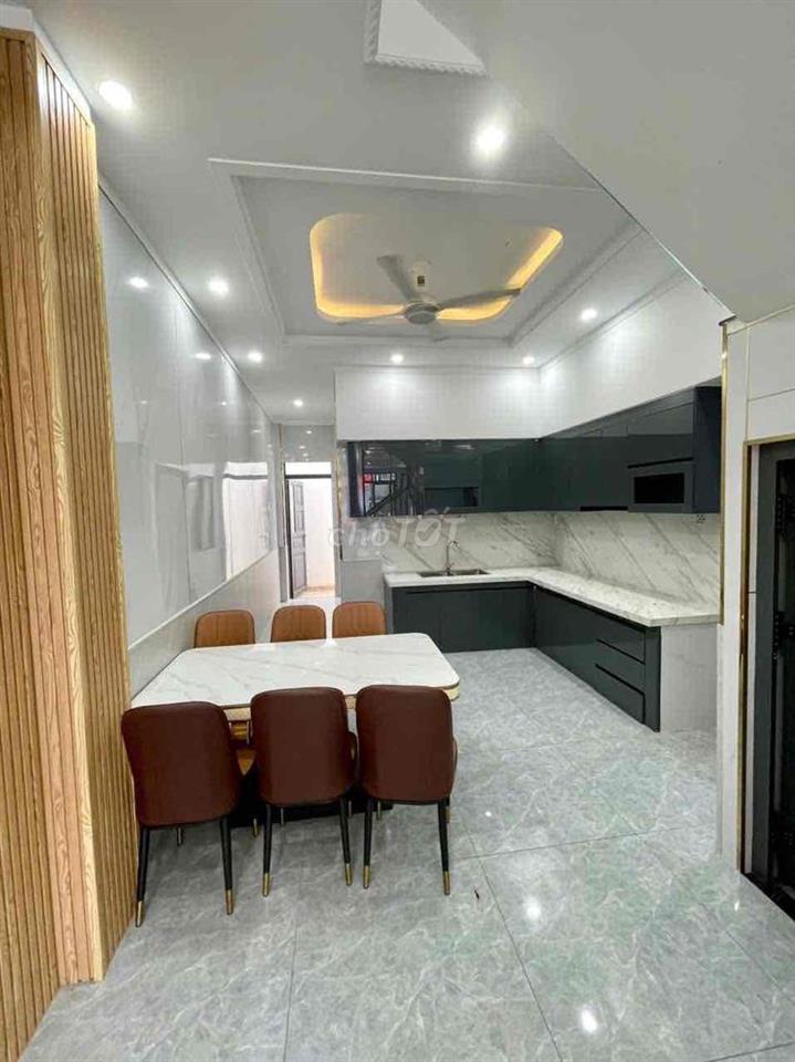 nhà 1 lầu 1 trệt Bình Chuẩn,Thuận An,có nội thất,3p ngủ,kinh doanh ok