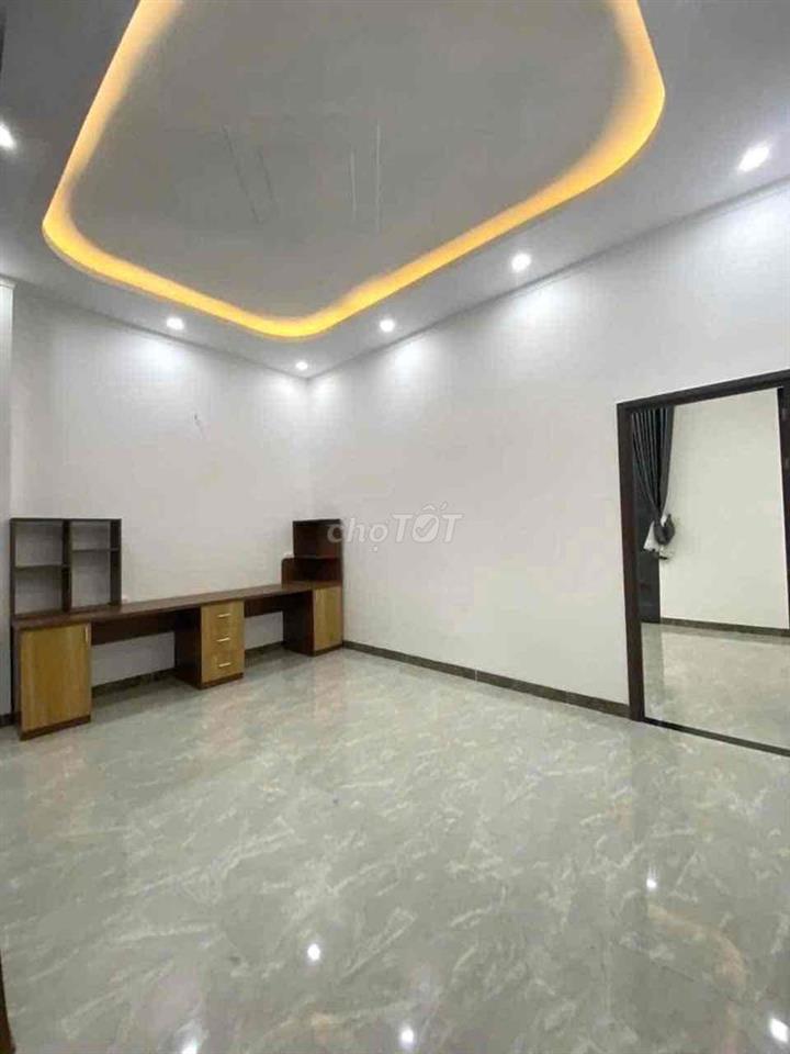 nhà 1 trệt 2 lầu An Phú,Thuận An,80m2  4p ngủ, có nội thất