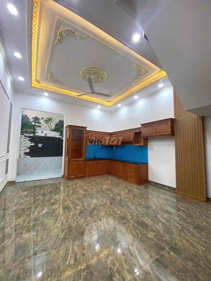 nhà 1 trệt 2 lầu An Phú,Thuận An,80m2  4p ngủ, có nội thất