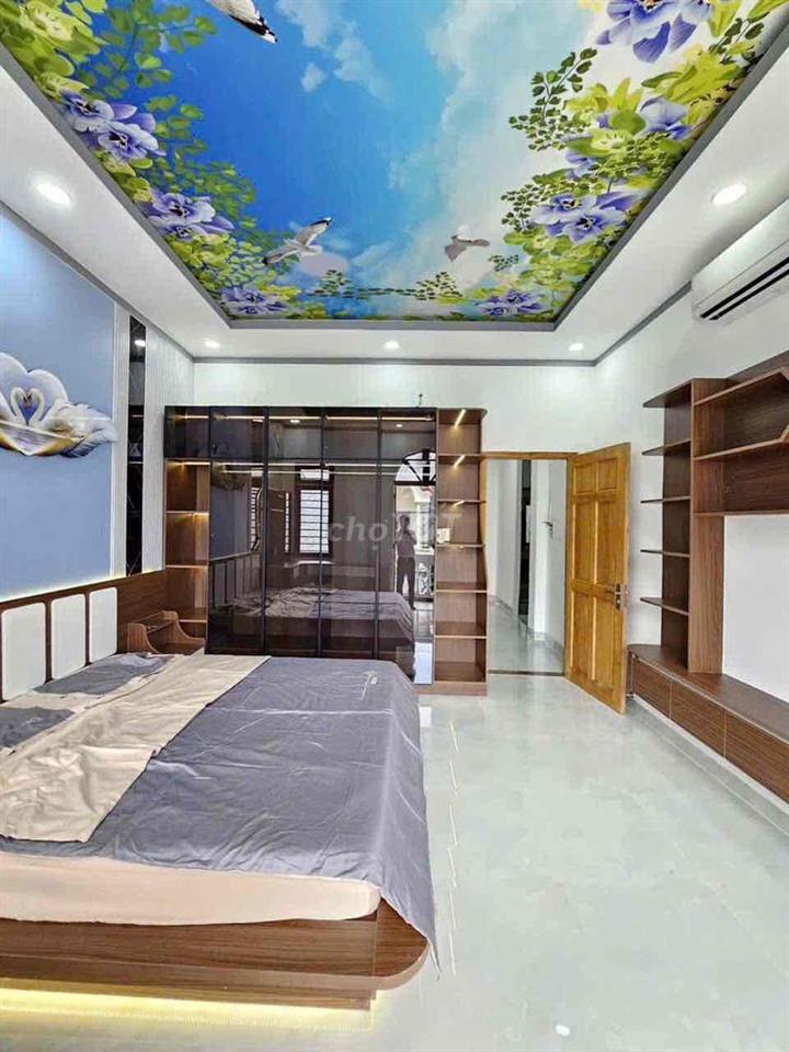 nhà 2 lầu 1 trệt Bình Chuẩn,Thuận An,có nội thất cơ bản,đường 7m