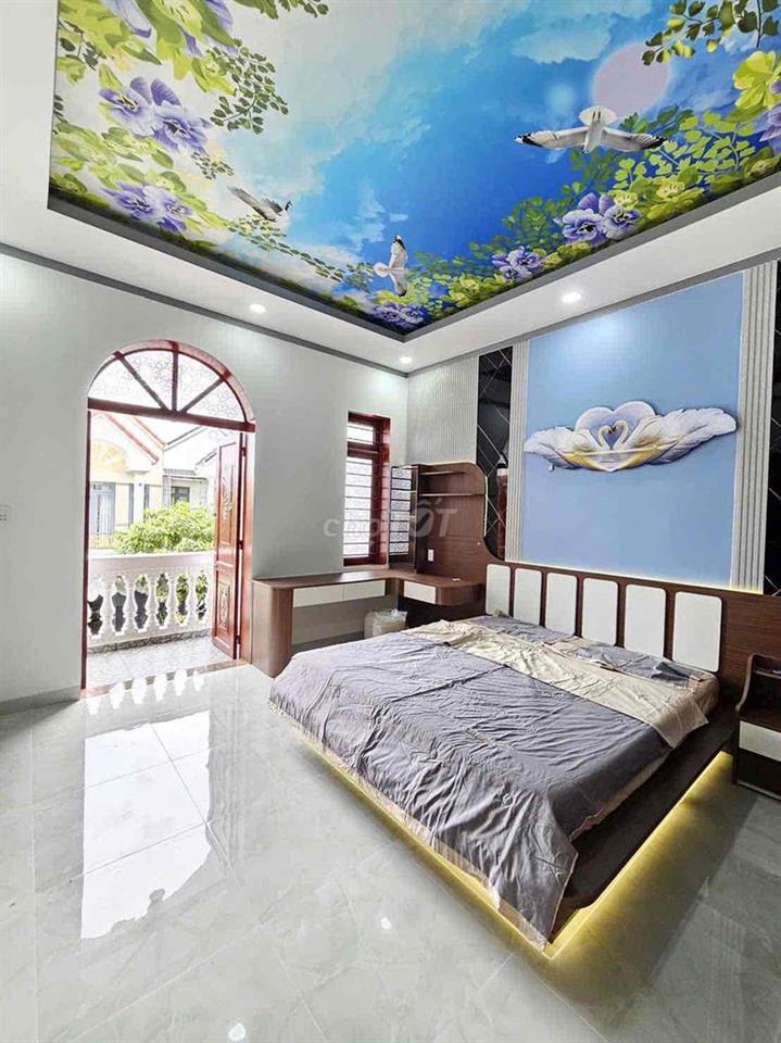 nhà 2 lầu 1 trệt Bình Chuẩn,Thuận An,có nội thất cơ bản,đường 7m
