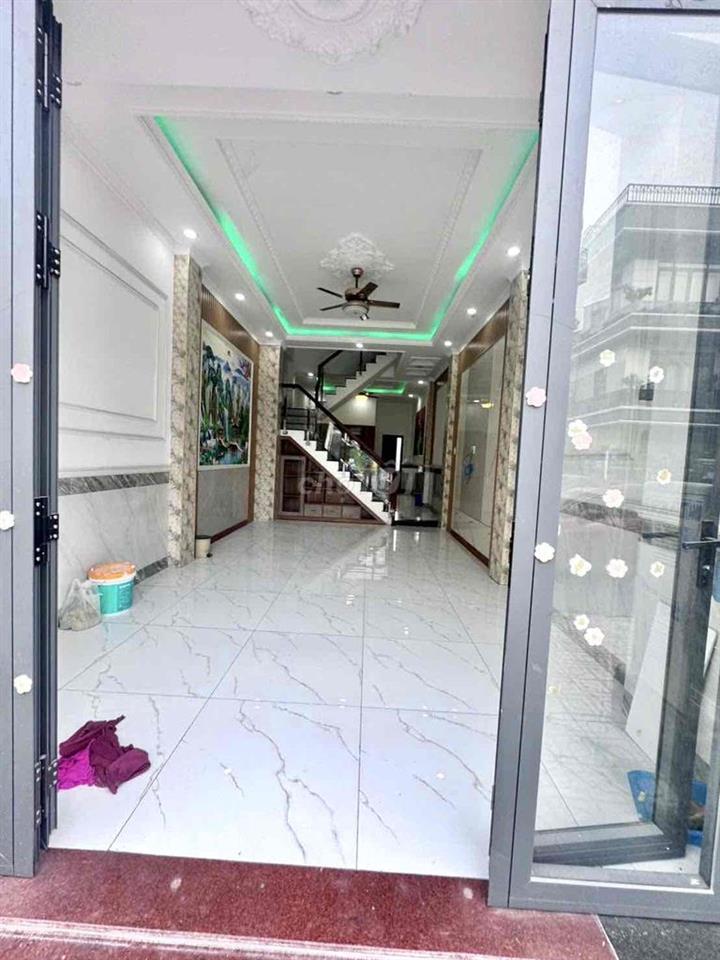 nhà 2 lầu 1 trệt Bình Chuẩn,Thuận An, Gần ngã tư miễu Ông cù,4p ngủ