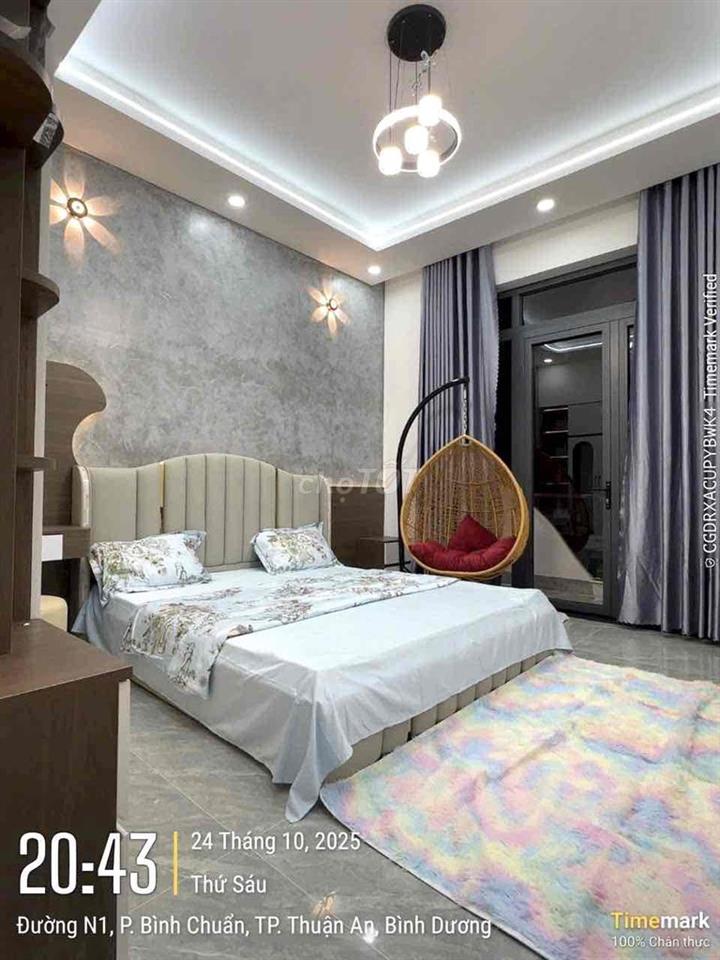 nhà 2 lầu 1 trệt Bình Chuẩn,Thuận An,đầy đủ nội thất,đường 7m đậu ô to