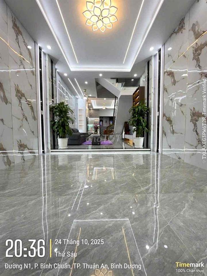 nhà 2 lầu 1 trệt Bình Chuẩn,Thuận An,đầy đủ nội thất,đường 7m đậu ô to