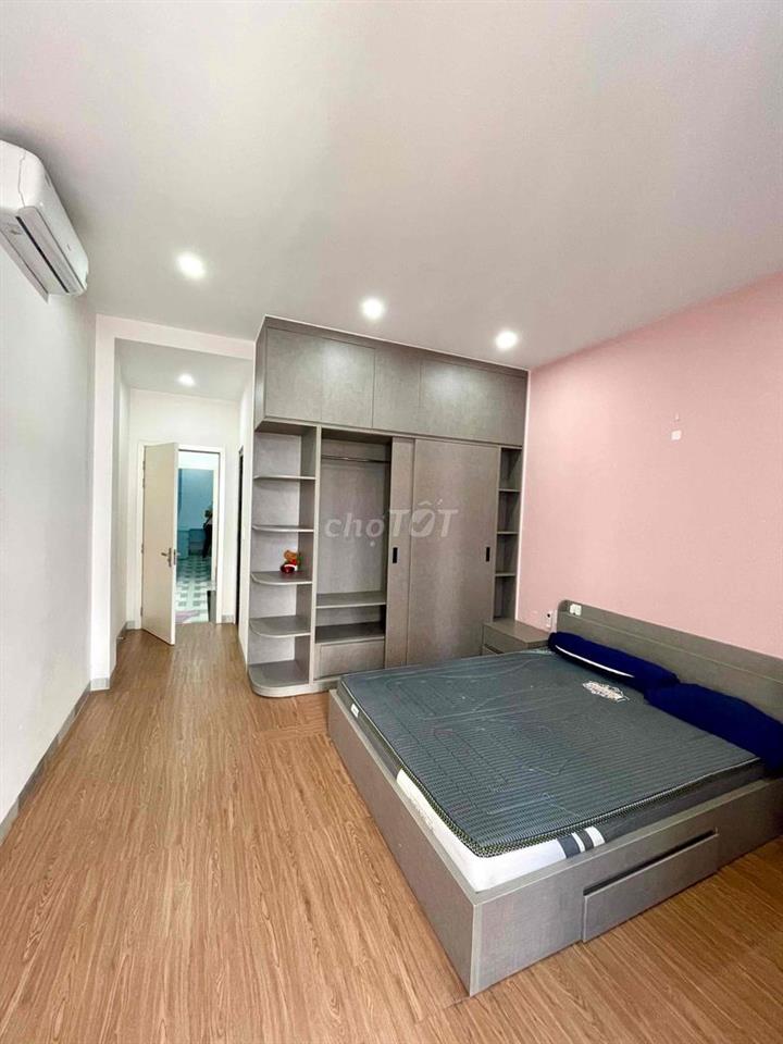 nhà 2 lầu 1 trệt Bình Chuẩn,Thuận An,có nội thất,đường 7m đậu ô tô ok