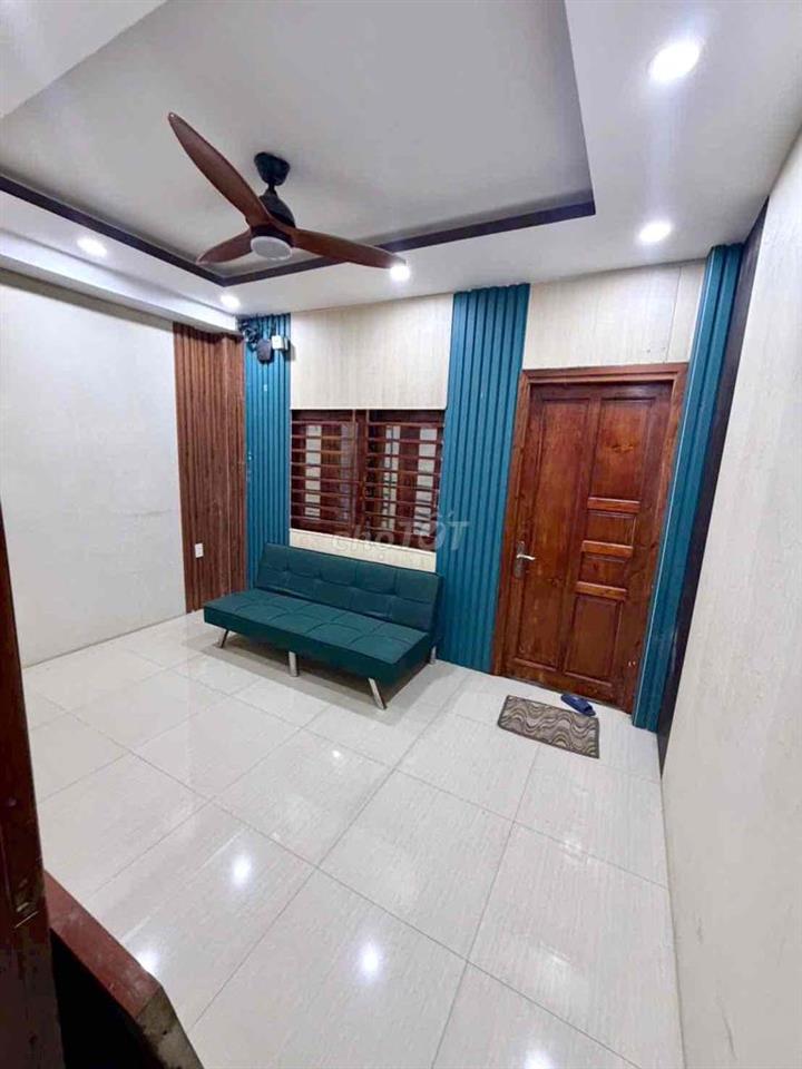 nhà 2 lầu 1 trệt Bình Chuẩn,Thuận An,có nội thất,đường 6m