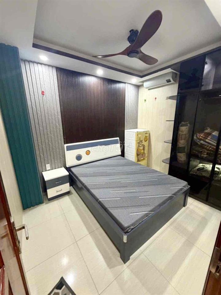 nhà 2 lầu 1 trệt Bình Chuẩn,Thuận An,có nội thất,đường 6m