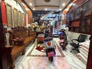 nhà 2 lầu 1 trệt Bình Chuẩn,Thuận An,có nội thất,đường 6m