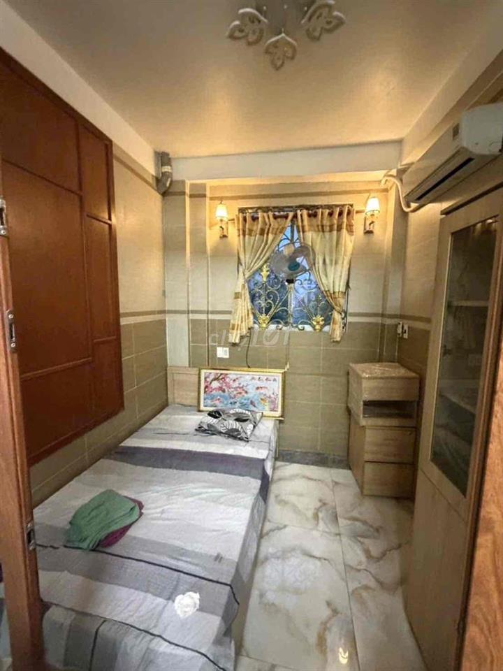 nhà 2 lầu 1 trệt Bình Chuẩn,Thuận An,có nội thất,đường 6m