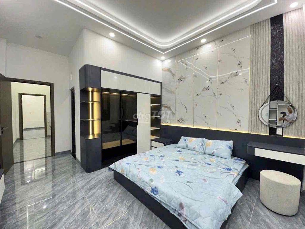 nhà 2 lầu 1 trệt Bình Chuẩn,Thuận An, có nội thất