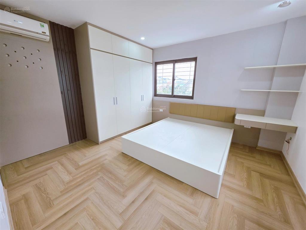 Chính chủ cần tiền bán gấp căn góc 4 phòng ngủ 142m tòa ct3  1 kđt mễ trì hạ, full nội thất xịn