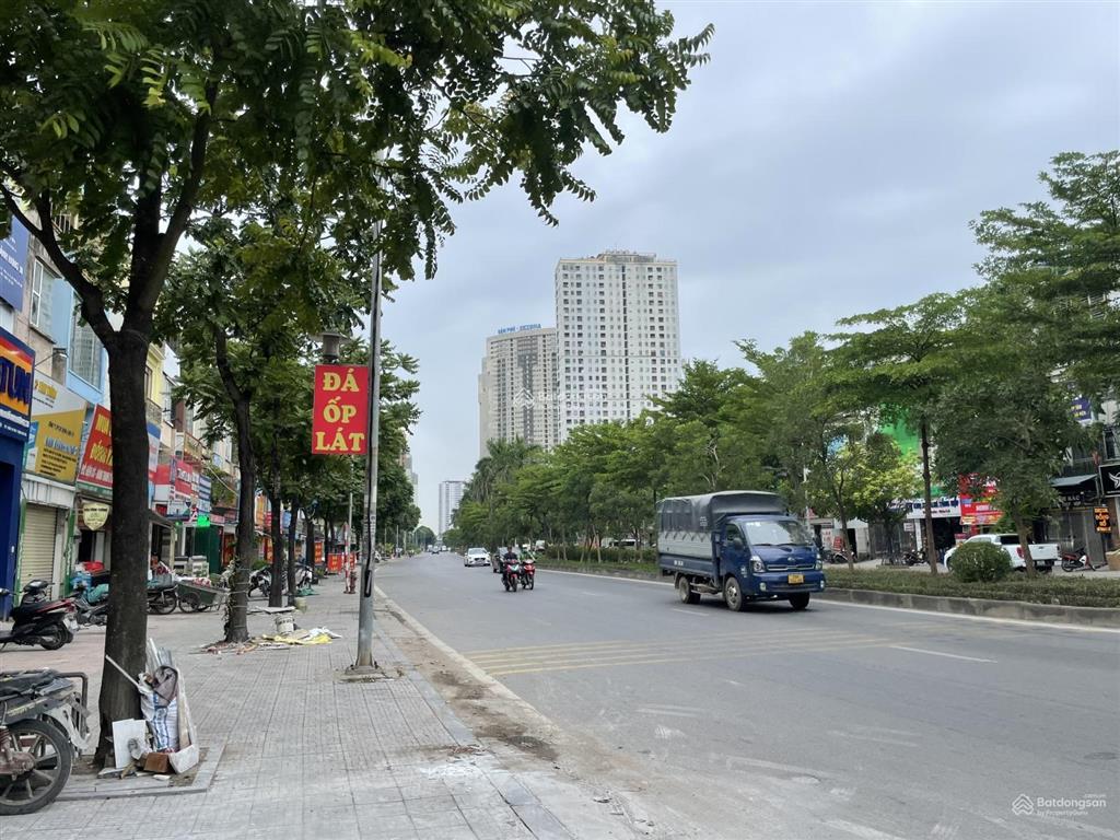 Cho thuê nhà văn phú đường to 40m, diện tích 95m2 làm vp đại diện,  0965 145 ***