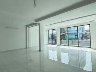 40tr/tháng cho thuê toà nhà mặt tiền kinh doanh, đường số 9, p16 gv.  dt 7,3*21m, trệt 2 lầu