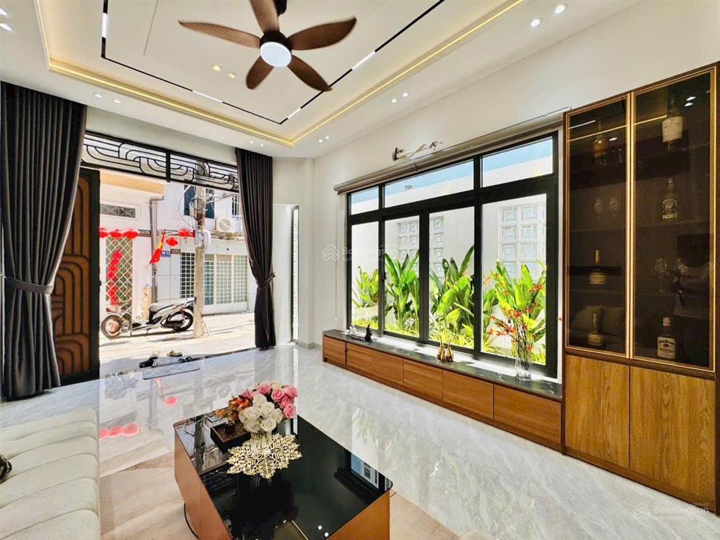 Lên sóng căn nhà xây mới tại phan văn trị p7 gò vấp. diện tích đất 4.25m x 13m. hướng đông bắc