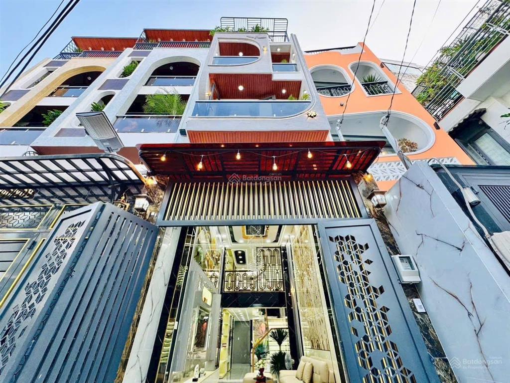Nhà đẹp xây mới  ngay mt quang trung  gần chợ hạnh thông tây gò vấp. diện tích 72m2 (nở hậu)