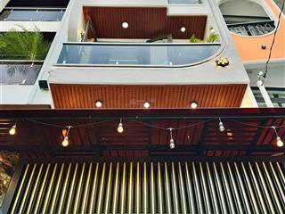 Nhà đẹp xây mới  ngay mt quang trung  gần chợ hạnh thông tây gò vấp. diện tích 72m2 (nở hậu)