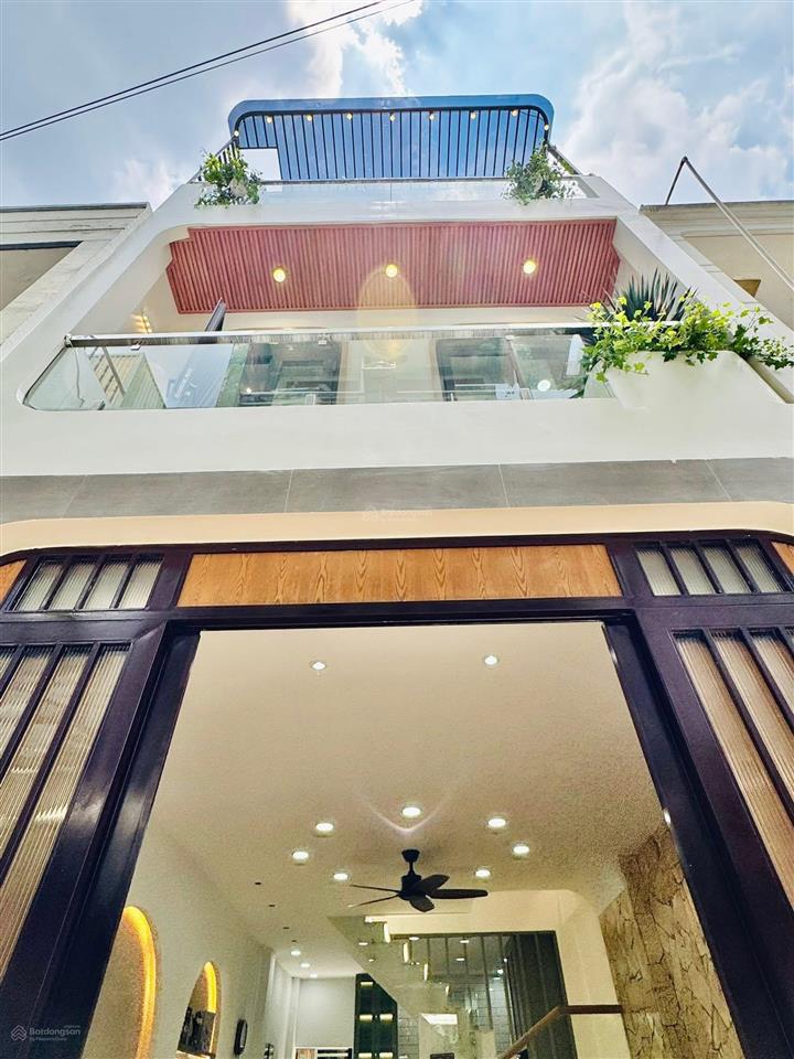 Giảm 300tr  nhà gần emart phan huy ích gò vấp. diện tích 4m x 10m. hướng đông bắc. hai mặt hẻm